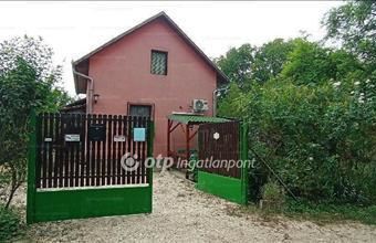 Eladó Szentesi hétvégi ház hirdetés (77987834)