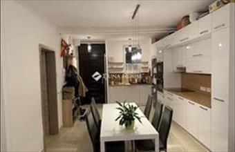 Eladó Budapest IV. kerületi csúsztatott zsalus lakás hirdetés (85345543)