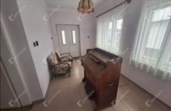 Eladó Ajkai családi ház hirdetés (55363553)