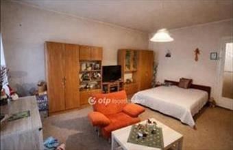 Eladó Egeri családi ház hirdetés (94747945)