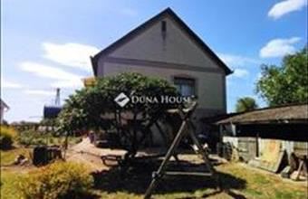 Eladó Nagykátai családi ház hirdetés (47389455)