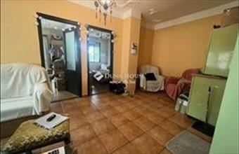 Eladó Úri családi ház hirdetés (93451392)