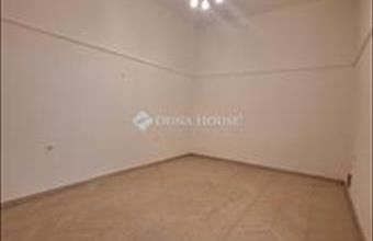 Kiadó Budapest V. kerületi tégla lakás hirdetés (87834213)