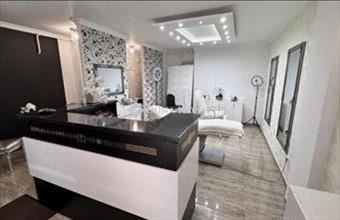 Eladó Kecskeméti üzlethelyiség utcafronton hirdetés (87857242)