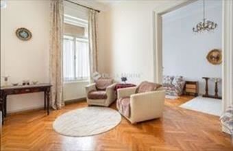 Eladó Budapest V. kerületi tégla lakás hirdetés (94949631)