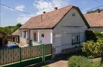 Eladó Érsekvadkerti családi ház hirdetés (33736772)