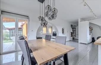 Eladó Gödi családi ház hirdetés (93559468)