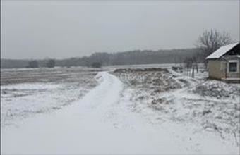 Eladó Pusztavacsi lakóövezeti telek hirdetés (64835643)