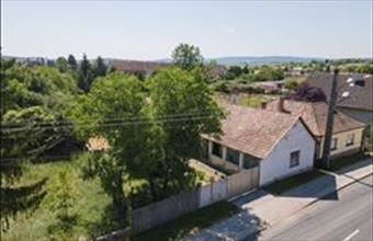 Eladó Érsekvadkerti családi ház hirdetés (37627617)