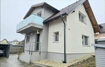 Eladó Soproni családi ház hirdetés (56443824)