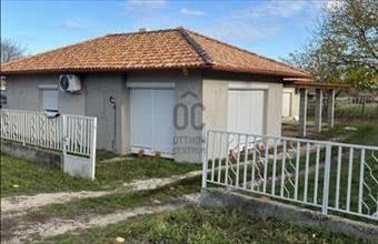 Eladó Balatonszabadi családi ház hirdetés (42737575)