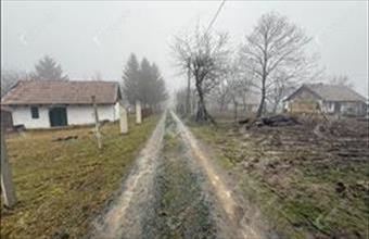Eladó Gyűrűsi külterületi telek hirdetés (41764743)