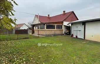 Eladó Monostorpályi családi ház hirdetés (33773348)