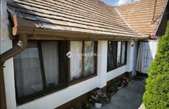 Eladó Gyömrői házrész hirdetés (72371737)