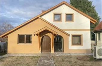 Eladó Esztergomi családi ház hirdetés (13587773)