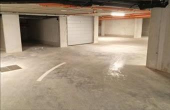 Kiadó Debreceni egyedi garázs hirdetés (83797422)