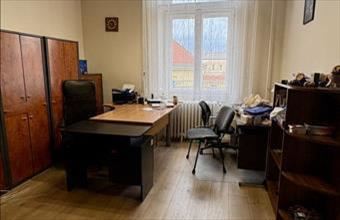 Kiadó Debreceni egyéb iroda hirdetés (23747399)