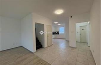 Eladó Újlengyeli családi ház hirdetés (58834396)