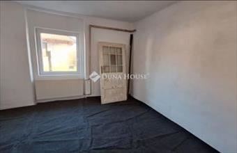 Eladó Sárbogárdi családi ház hirdetés (98543382)