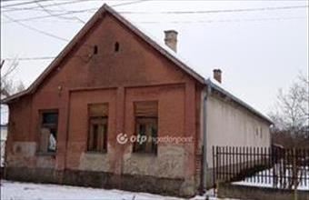 Eladó Dombóvári családi ház hirdetés (92778292)