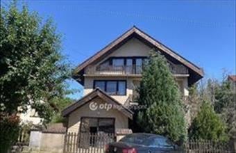 Eladó Diósjenői családi ház hirdetés (77759244)