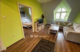 Eladó Egeri tégla lakás hirdetés (52393276)