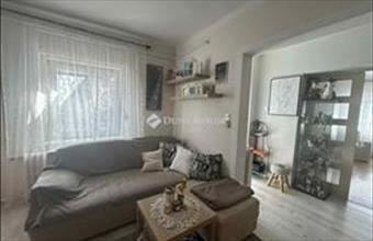 Eladó Vecsési családi ház hirdetés (93876255)