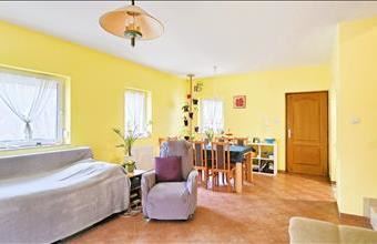 Eladó Szigetszentmiklósi sorház hirdetés (49938844)