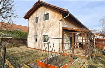 Eladó Szigetszentmiklósi sorház hirdetés (49938844)