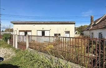 Eladó Székesfehérvári családi ház hirdetés (23556233)