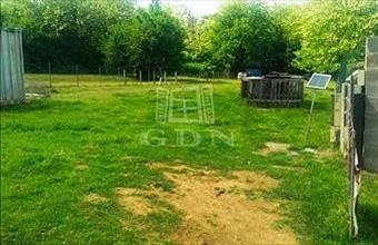 Eladó Kéthelyi lakóövezeti telek hirdetés (63445767)