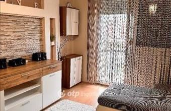 Eladó Szolnoki panel lakás hirdetés (25791977)