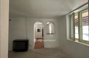 Eladó Szentesi családi ház hirdetés (64934384)