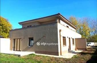 Eladó Debreceni családi ház hirdetés (92473343)