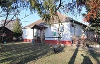 Eladó Mélykúti családi ház hirdetés (94914254)