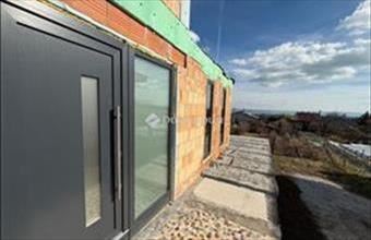 Eladó Balatonalmádi családi ház hirdetés (93215292)