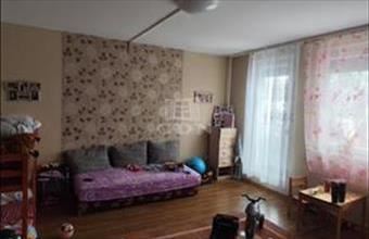 Eladó Veszprémi panel lakás hirdetés (43561797)