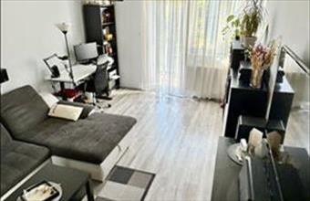 Eladó Budapest IX. kerületi csúsztatott zsalus lakás hirdetés (91397334)