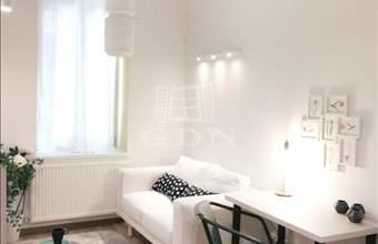 Eladó Budapest VI. kerületi tégla lakás hirdetés (65994355)