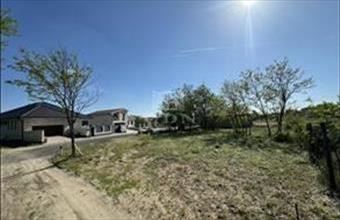 Eladó Bajai lakóövezeti telek hirdetés (73935842)