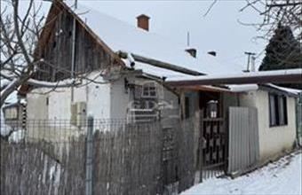 Eladó Lovasberényi családi ház hirdetés (75813423)