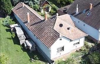 Eladó Perőcsényi családi ház hirdetés (66451745)