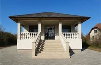 Eladó Budapest XXII. kerületi családi ház hirdetés (22927625)