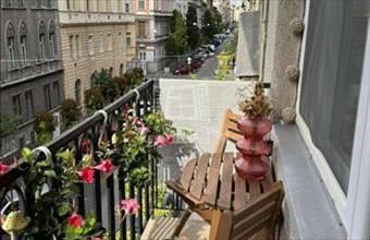 Eladó Budapest VII. kerületi tégla lakás hirdetés (82732325)