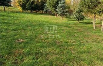 Eladó Veszprémi lakóövezeti telek hirdetés (14796572)