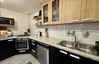 Eladó Pilisvörösvári családi ház hirdetés (76246349)