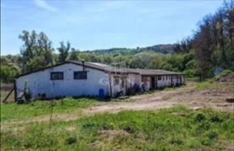 Kiadó Péceli lakóövezeti telek hirdetés (32979832)