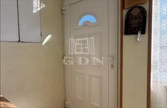 Eladó Székesfehérvári családi ház hirdetés (55538675)