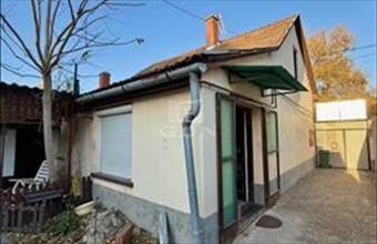Eladó Kecskeméti családi ház hirdetés (44671455)