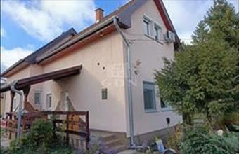 Eladó Gödöllői családi ház hirdetés (23787633)